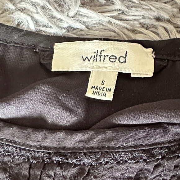 Wilfred Classic Black Garment - Picture 2 of 14